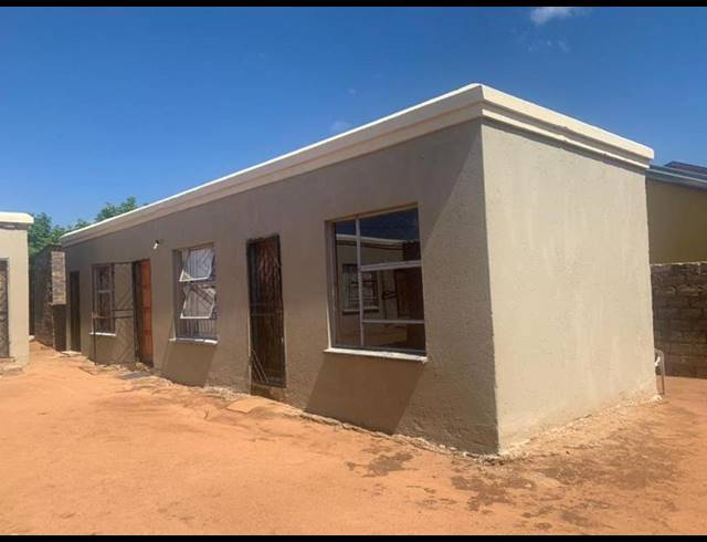 12 BEDROOM HOUSE FOR SALE IN SOSHANGUVE R
